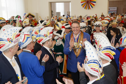 Ministerpräsident Alexander Schweitzer dankt Engagierten und verleiht Orden – Rheinland-Pfalz ist so bunt wie die Fastnacht